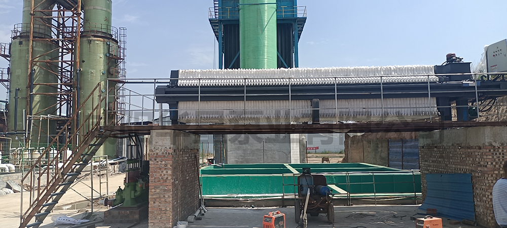 YBH250-30柱塞泥漿泵客戶使用現(xiàn)場.jpg
